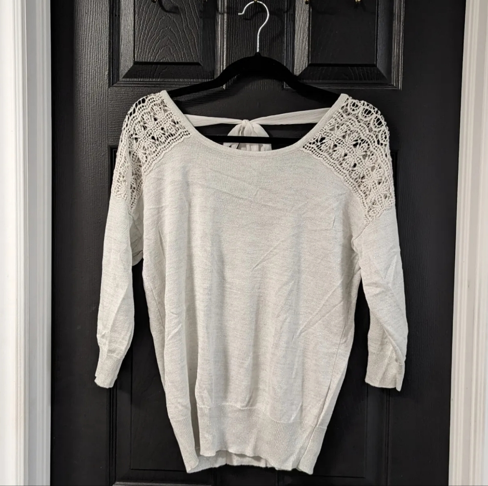 Reitmans metallic white sweater